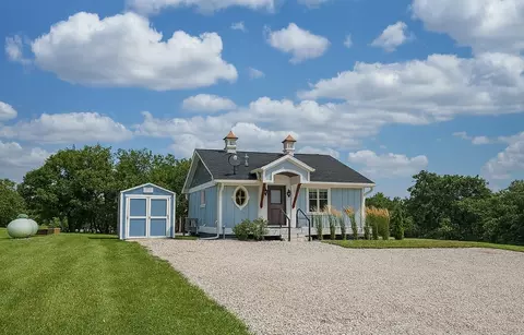 3148 Crestview Dr, Ellston, IA 50074