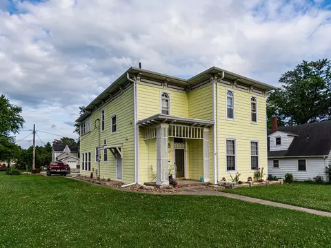 307 N Fremont St, Stuart, IA 50250