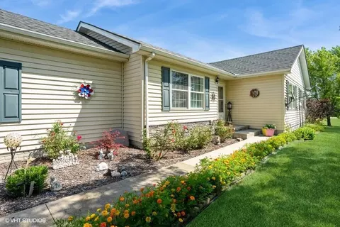 1104 Liberty Hwy, New Virginia, IA 50210