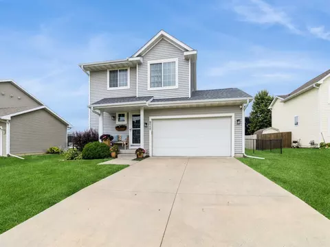 828 SW 47th Cir, Ankeny, IA 50023