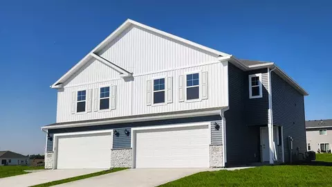 1316 NE Country Meadow Dr, Ankeny, IA 50021