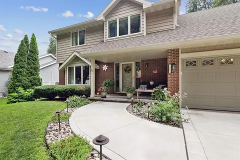 5412 Woodland Ave, West Des Moines, IA 50266