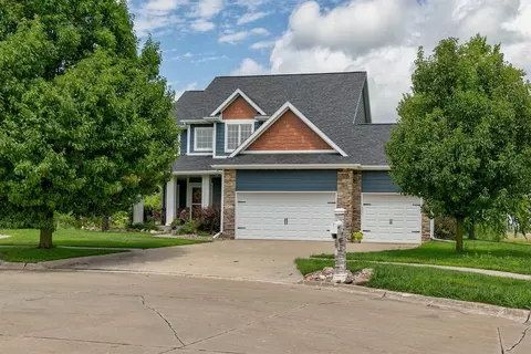 1032 NW 33rd St, Ankeny, IA 50023