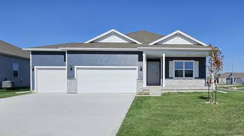 4403 NE 11th St, Ankeny, IA 50021