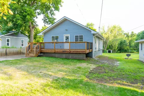 1775 Emma Ave, Des Moines, IA 50320