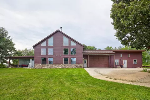 2337 Vintage Ln, Saint Charles, IA 50240