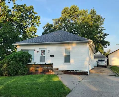 610 S Kent St, Knoxville, IA 50138