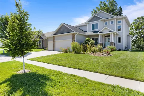 3816 Coy St, Ames, IA 50014