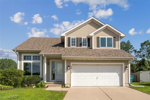 5005 70th Pl, Urbandale, IA 50322