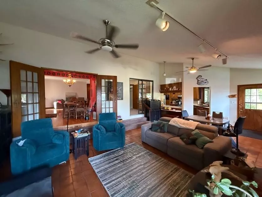 Living - 3233 68th St, Urbandale, IA 50322 photo 3 of 5