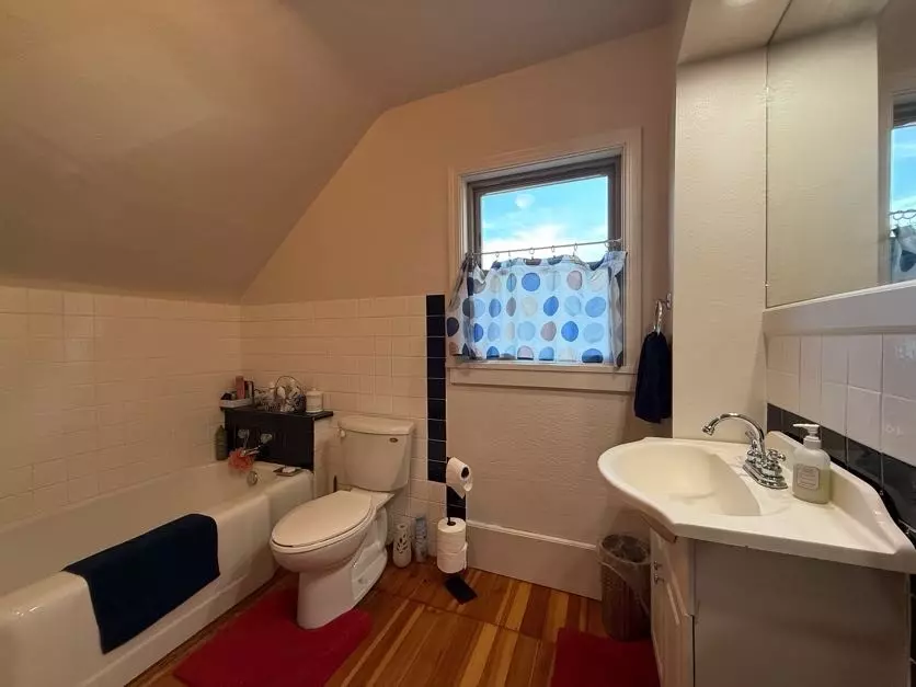 Bath - 3233 68th St, Urbandale, IA 50322 photo 3 of 3