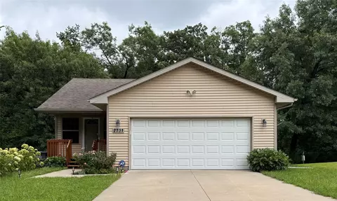2731 SE 17th St, Des Moines, IA 50320