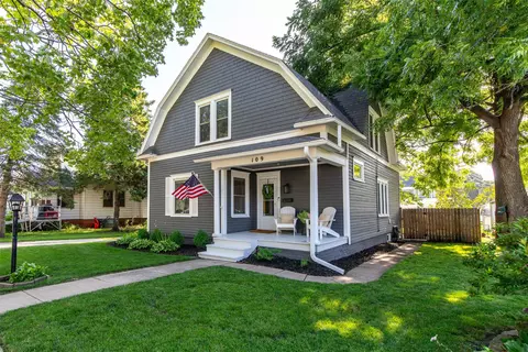 109 SW Pleasant St, Ankeny, IA 50023