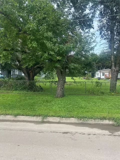 00 E 23rd St, Des Moines, IA 50317