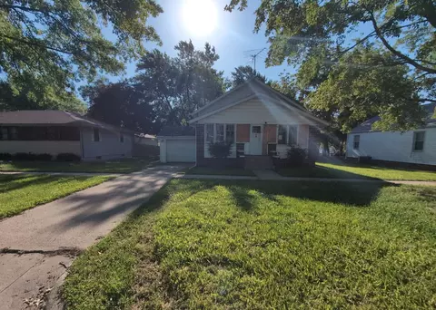 319 N Main St, Stuart, IA 50250