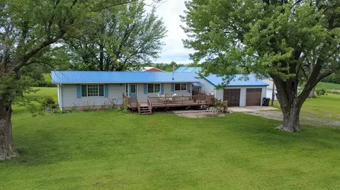2137 Cordova Ave, Leighton, IA 50143