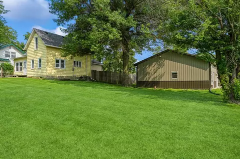 109 E Clanton St, Saint Charles, IA 50240