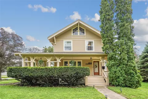 604 W Jefferson St, Winterset, IA 50273
