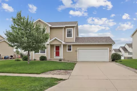 885 SE Harper Dr, Waukee, IA 50263