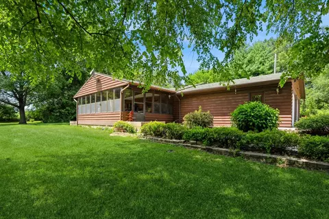 118 Dubuque St, Swan, IA 50252