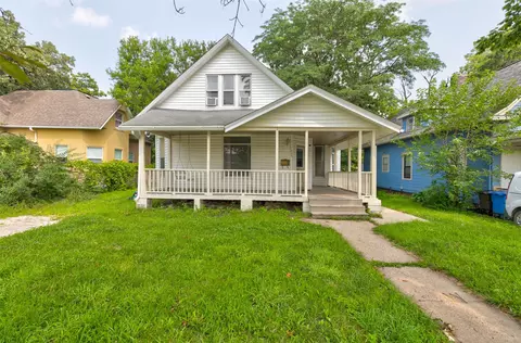1325 24th St, Des Moines, IA 50311