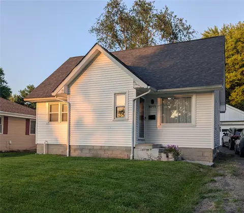 3015 Cornell St, Des Moines, IA 50313