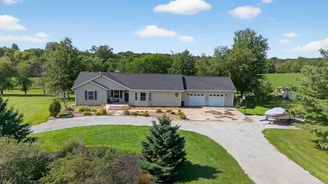 1781 Hwy 14 Hwy, Knoxville, IA 50138