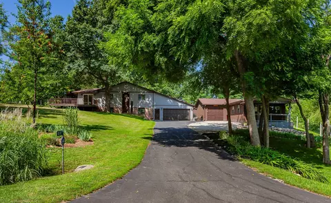 8181 45th Ln, Cumming, IA 50061