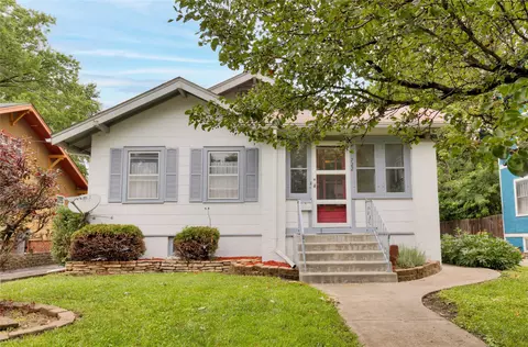 722 Guthrie Ave, Des Moines, IA 50316