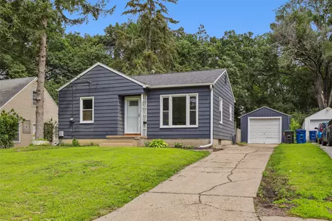 2721 Allison Ave, Des Moines, IA 50310