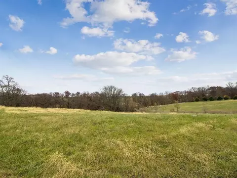1796 Millstream Ct, Winterset, IA 50273