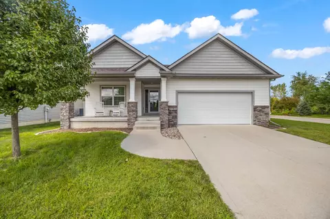 3704 SW Stonehaven Ln, Ankeny, IA 50023