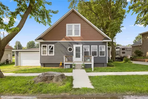 307 W Jefferson St, Prairie City, IA 50228