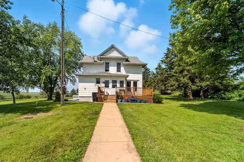 30442 Meadow Rd, Adel, IA 50003