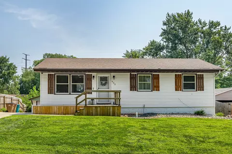 603 Parkwood Blvd, Pleasant Hill, IA 50327