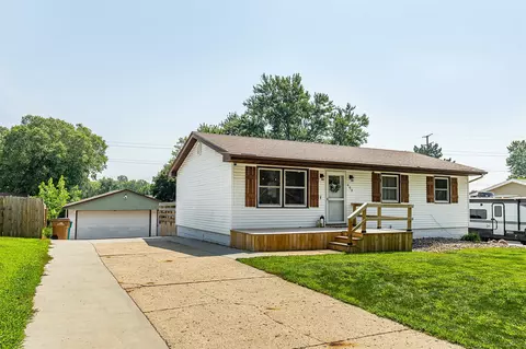 603 Parkwood Blvd, Pleasant Hill, IA 50327
