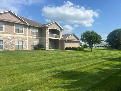 2602 NE Oak Dr #6, Ankeny, IA 50021