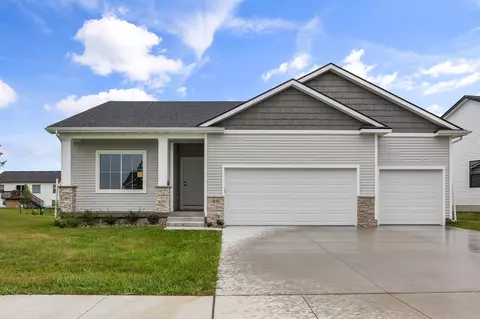 1843 Tuscany Dr SE, Altoona, IA 50009