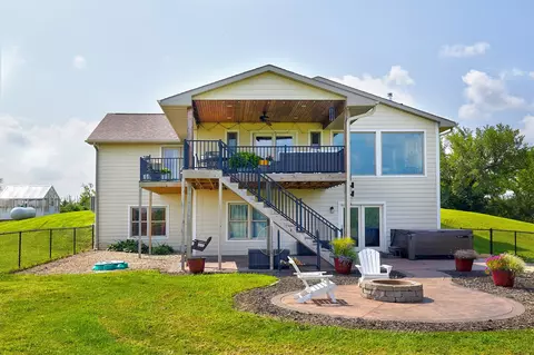 3705 Tyler St, New Virginia, IA 50210