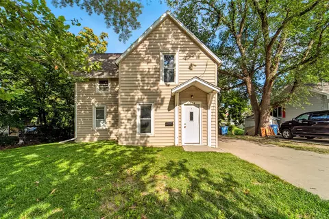 2613 SE 6th St, Des Moines, IA 50315