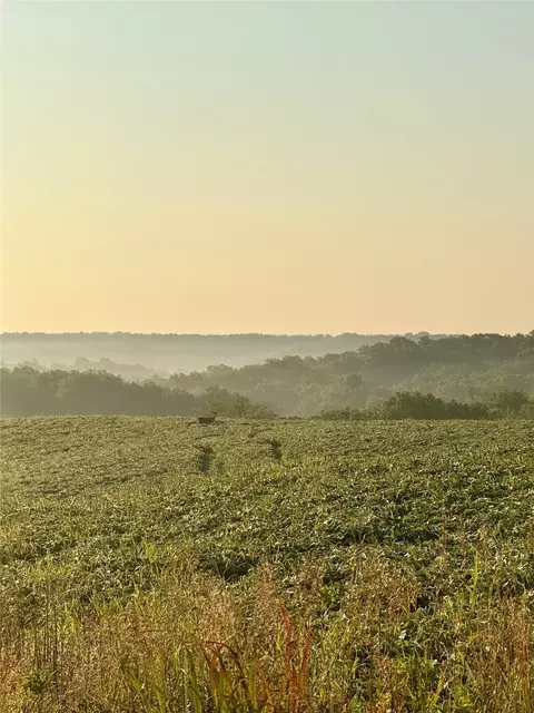 1 G76 Hwy, Lacona, IA 50139