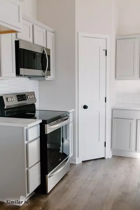 1330 E 28th St, Norwalk, IA 50211 photo 6
