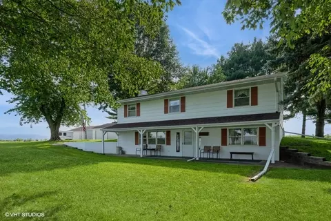 10498 90th Ave, Indianola, IA 50125