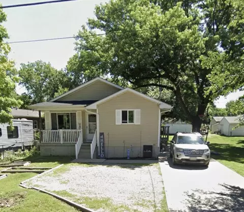109 E 33rd St, Des Moines, IA 50317