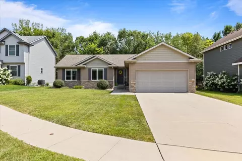 3151 SE Primrose Dr, Ankeny, IA 50021