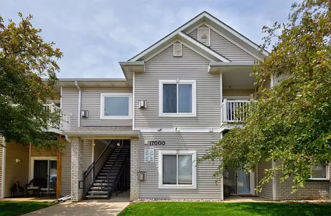 8601 Westown Pkwy #17204, West Des Moines, IA 50266