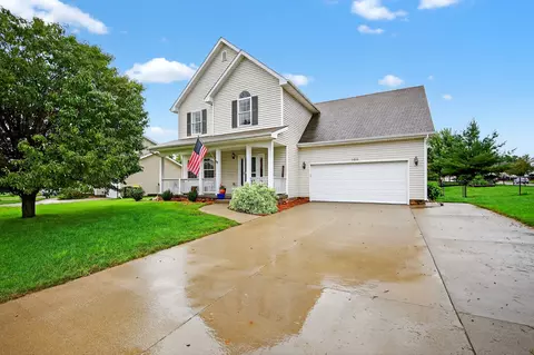 155 SE Baytree Dr, Waukee, IA 50263