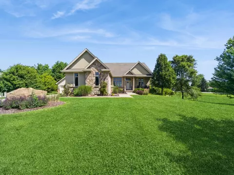 7980 NE 27th Ave, Altoona, IA 50009