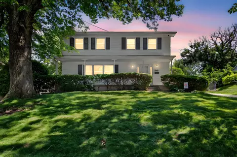 2534 Madison Ave, Des Moines, IA 50310