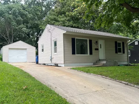 3940 51st St, Des Moines, IA 50310